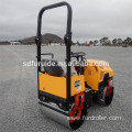 Small Vibration Hydraulic Road Roller Compactor Fyl-880
